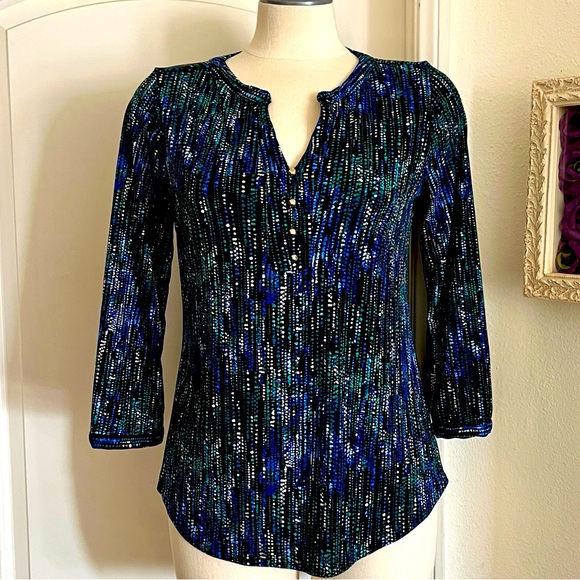 Dana Buchman / 2~Colorful Blouses With Sleeves / Identically The Same. - Picture 3 of 14